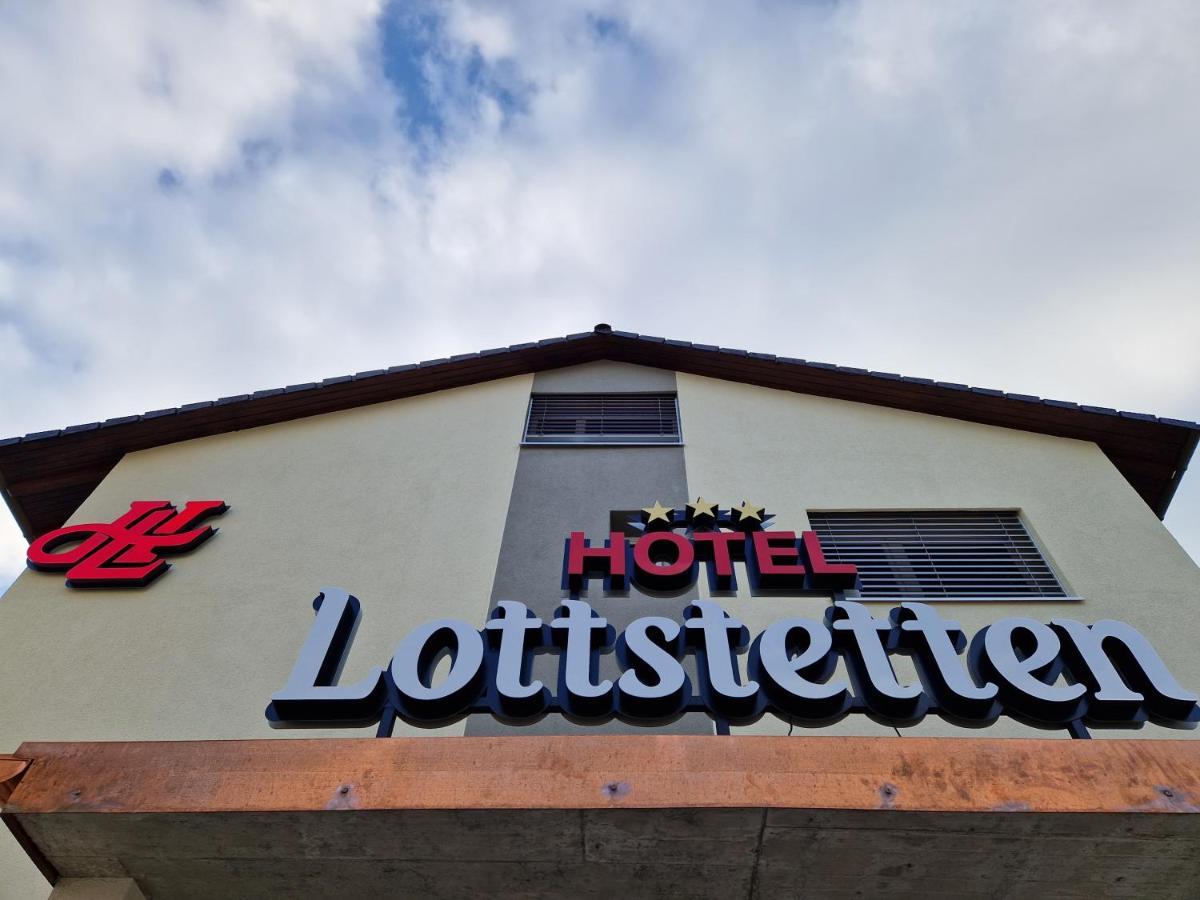 Hotel Lottstetten Екстериор снимка